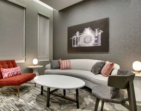 Lounge seating at The Rose Hotel Chicago O’Hare, Tapestry Collection By Hilton.