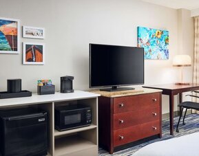 Day use room' workspace at Embassy Suites By Hilton West Palm Beach Central.