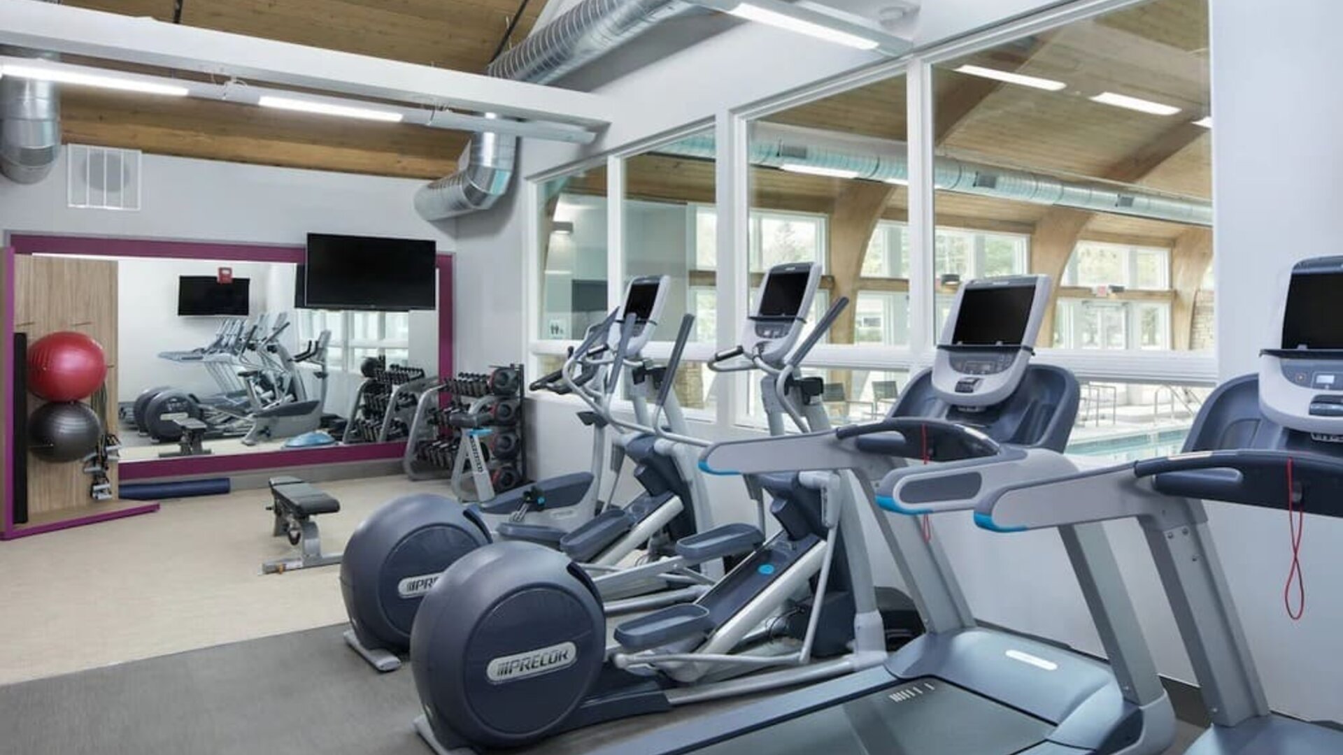Fitness center at Crowne Plaza Chicago SW.