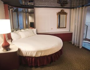 Romantic king room at Cove Haven Resort.