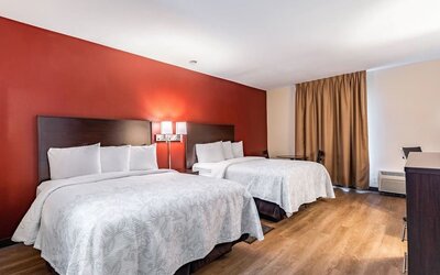 Day use twin room at Red Roof PLUS+ & Suites Houston - IAH Airport SW.
