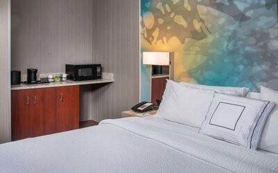 King bed at Sonesta Select Atlanta Norcross I-85.
