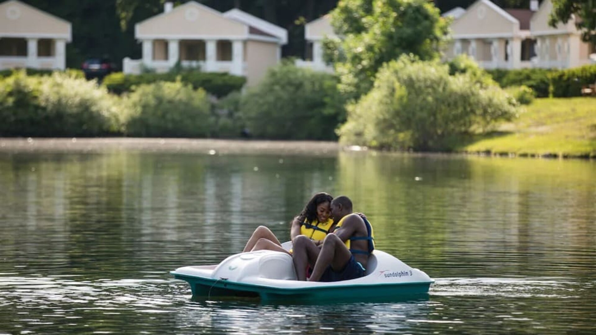 Kayaking at Paradise Stream Resort.
