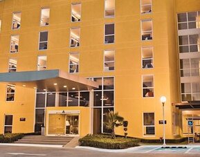 City Express by Marriot CDMX Plaza Central