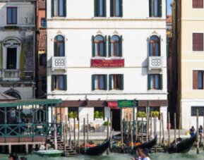 Hotel Antiche Figure