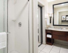 King room at Homewood Suites By Hilton Shreveport.