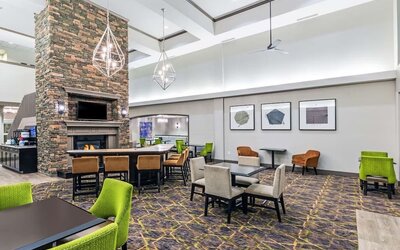 Lobby seating at Homewood Suites By Hilton Shreveport.
