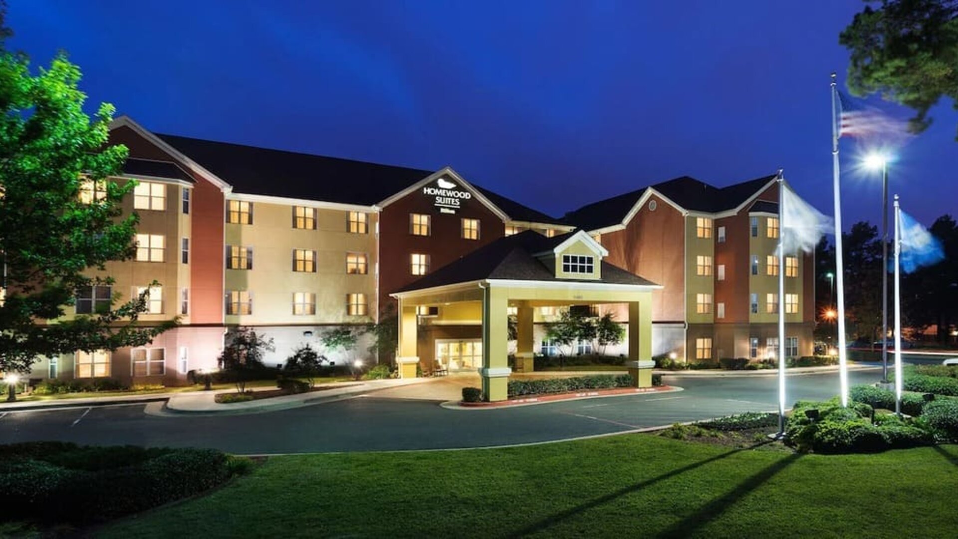 Parking at Homewood Suites By Hilton Shreveport.