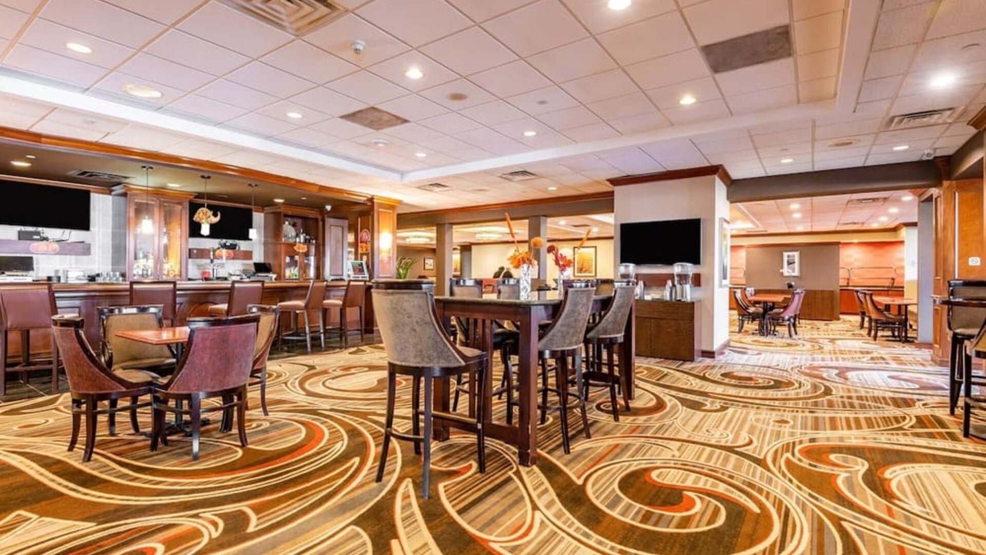 On-site restaurant at Wyndham Omaha.