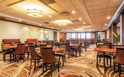 Dining area with comfortable seating at Wyndham Omaha.