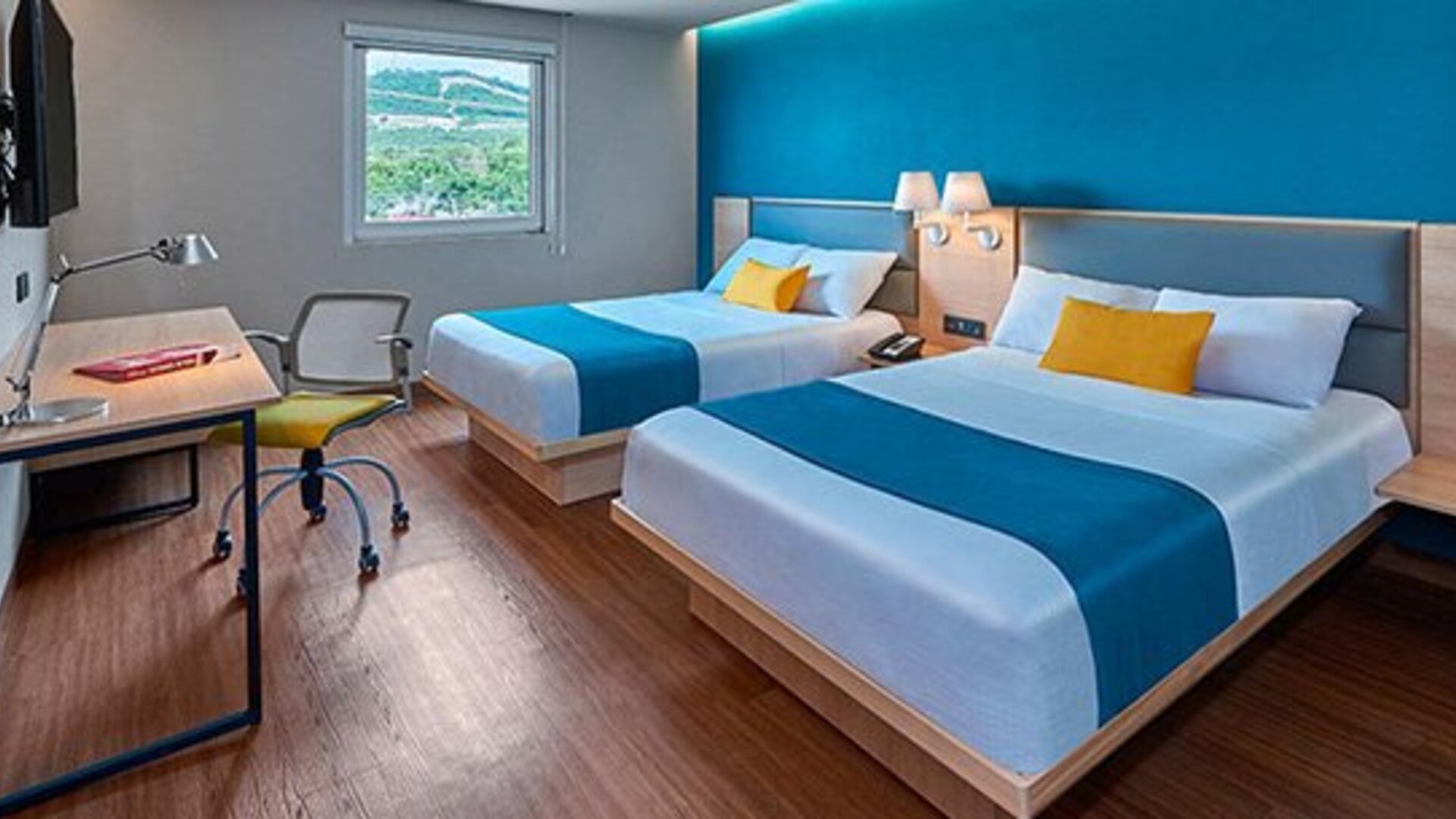 City Express Suites By Marriott Querétaro