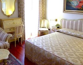 Andreola Central Hotel