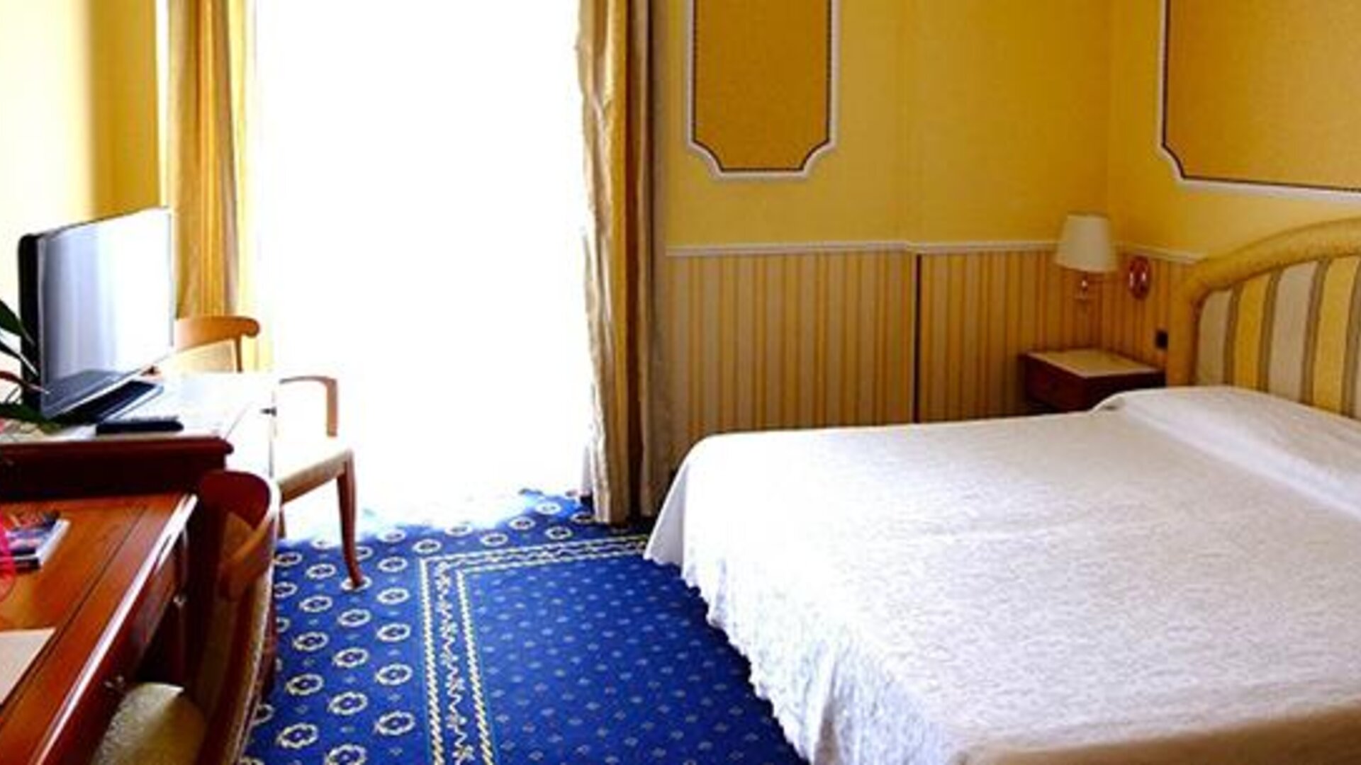 Andreola Central Hotel