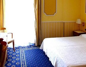 Andreola Central Hotel