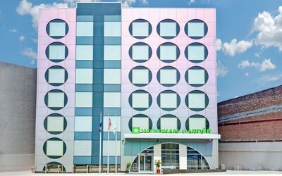 Exterior of Wyndham Garden Brooklyn Sunset Park.