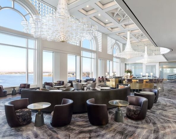 Lounge and coworking space at The Westin New Orleans.