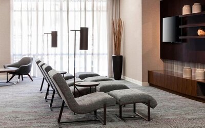 Lounge seating at Courtyard Miami Dolphin Mall.