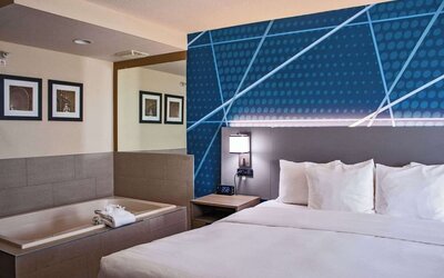 Day use room at Comfort Inn & Suites Geneva - West Chicago.