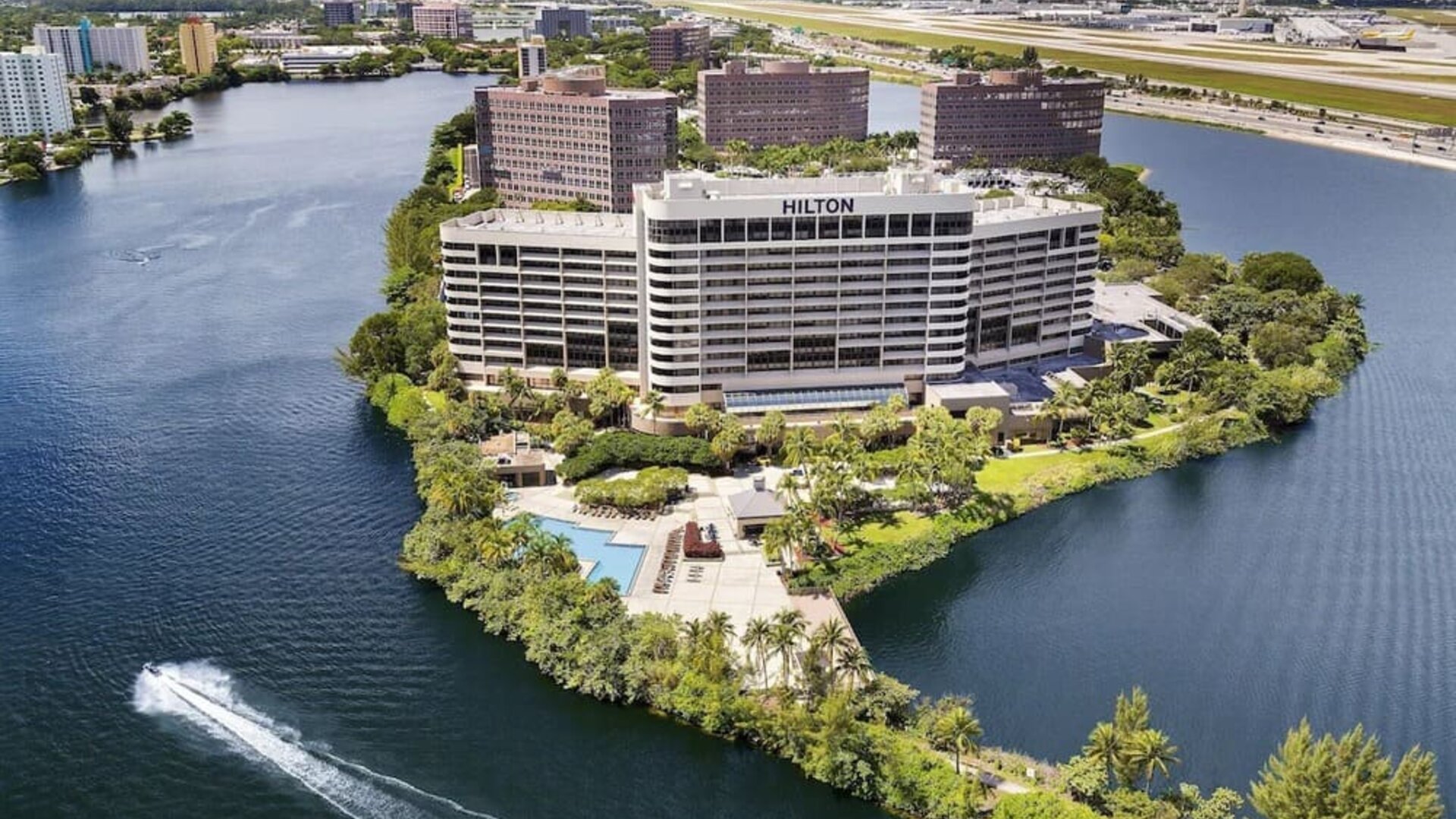 Aerial view of Hilton Miami Airport Blue Lagoon.