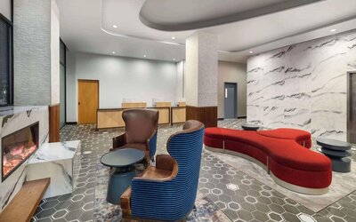 Lobby seating at DoubleTree By Hilton Long Island City, NY.