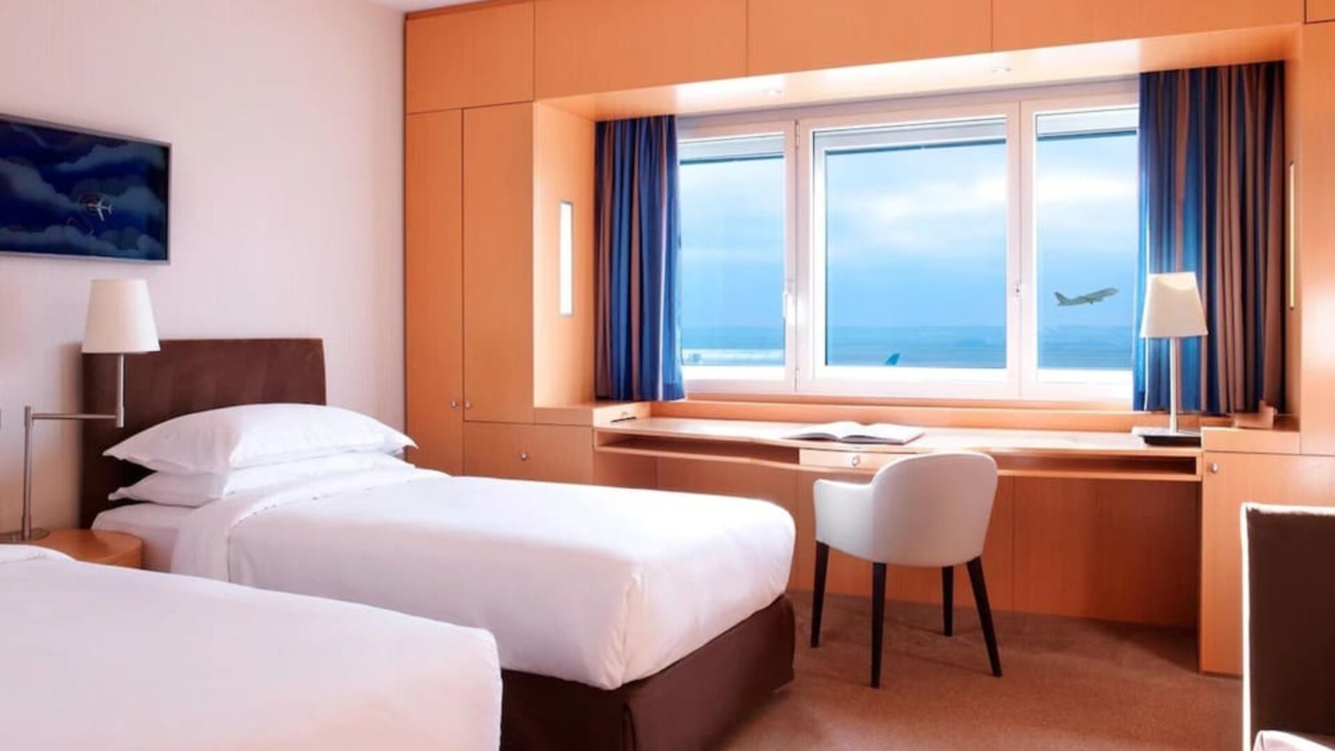 Day use room at Sheraton Paris Charles De Gaulle Airport Hotel.