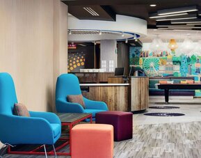 Work space at Tru By Hilton Atlanta Northlake Parkway.