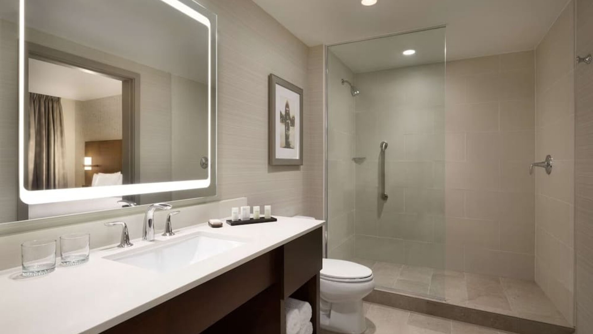 Day use room at Embassy Suites By Hilton Oahu Kapolei.