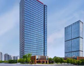 Hotel exterior at Hilton Garden Inn Chongqing Yubei Central Park.