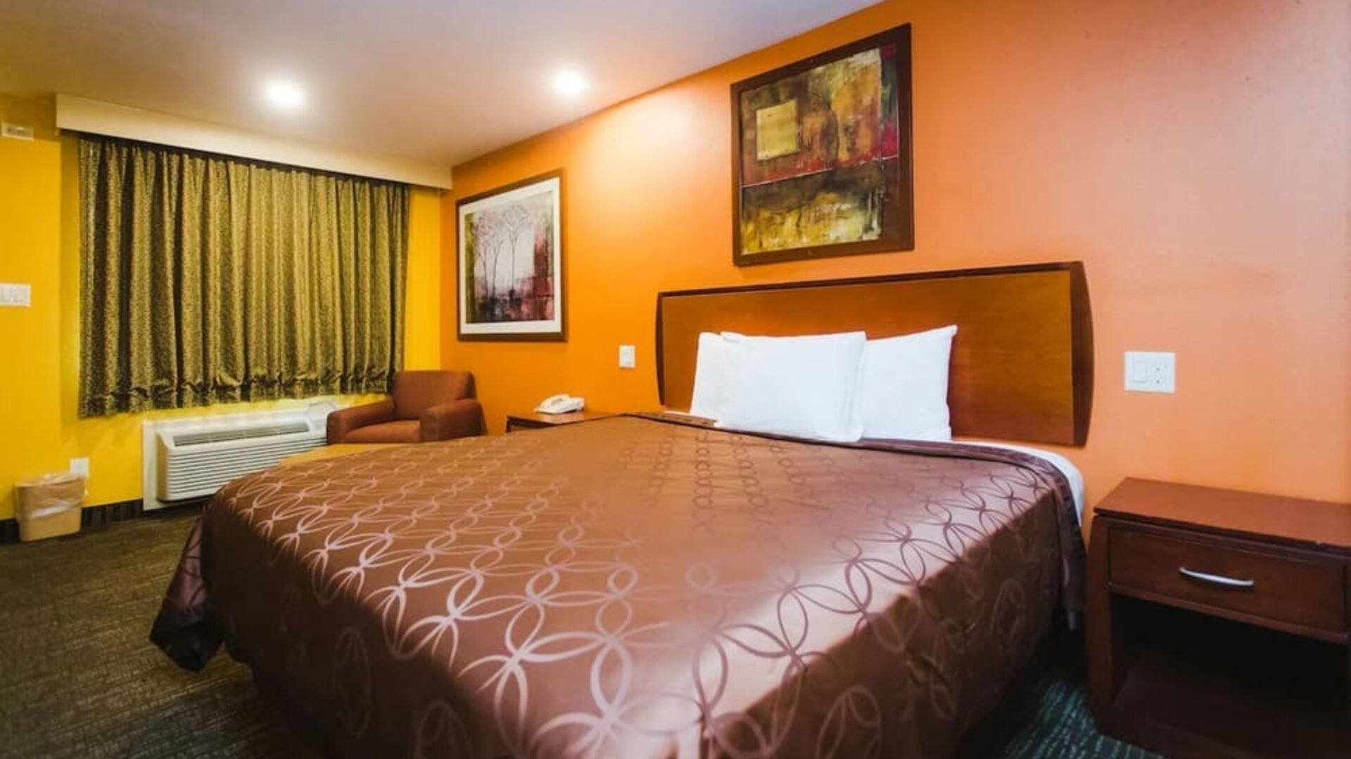 Day use room at Express Inn Gulf Bank.