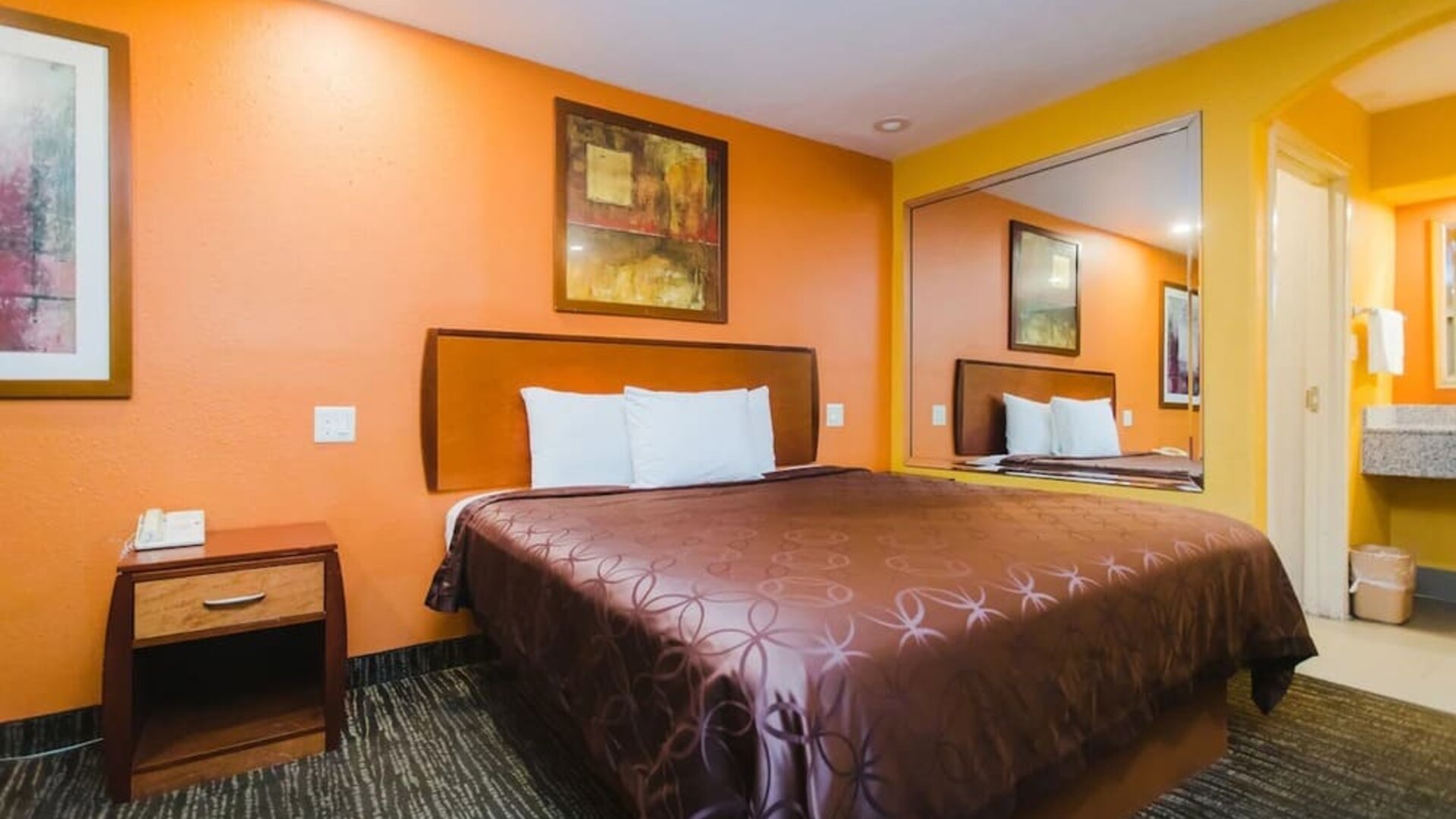 Day use room at Express Inn Gulf Bank.