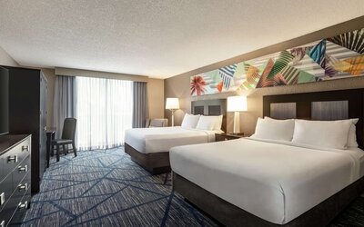 Day use twin room with work desk at Embassy Suites By Hilton Miami - International Airport.