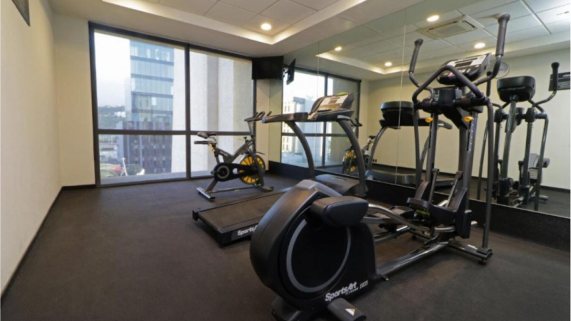 City Express Plus by Marriott Monterrey Galerías