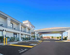 Parking available at Spark By Hilton Fountain Hills Scottsdale.