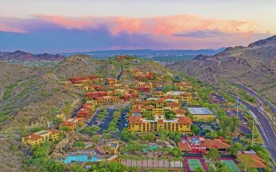 Hotel exterior at Hilton Phoenix Tapatio Cliffs Resort.