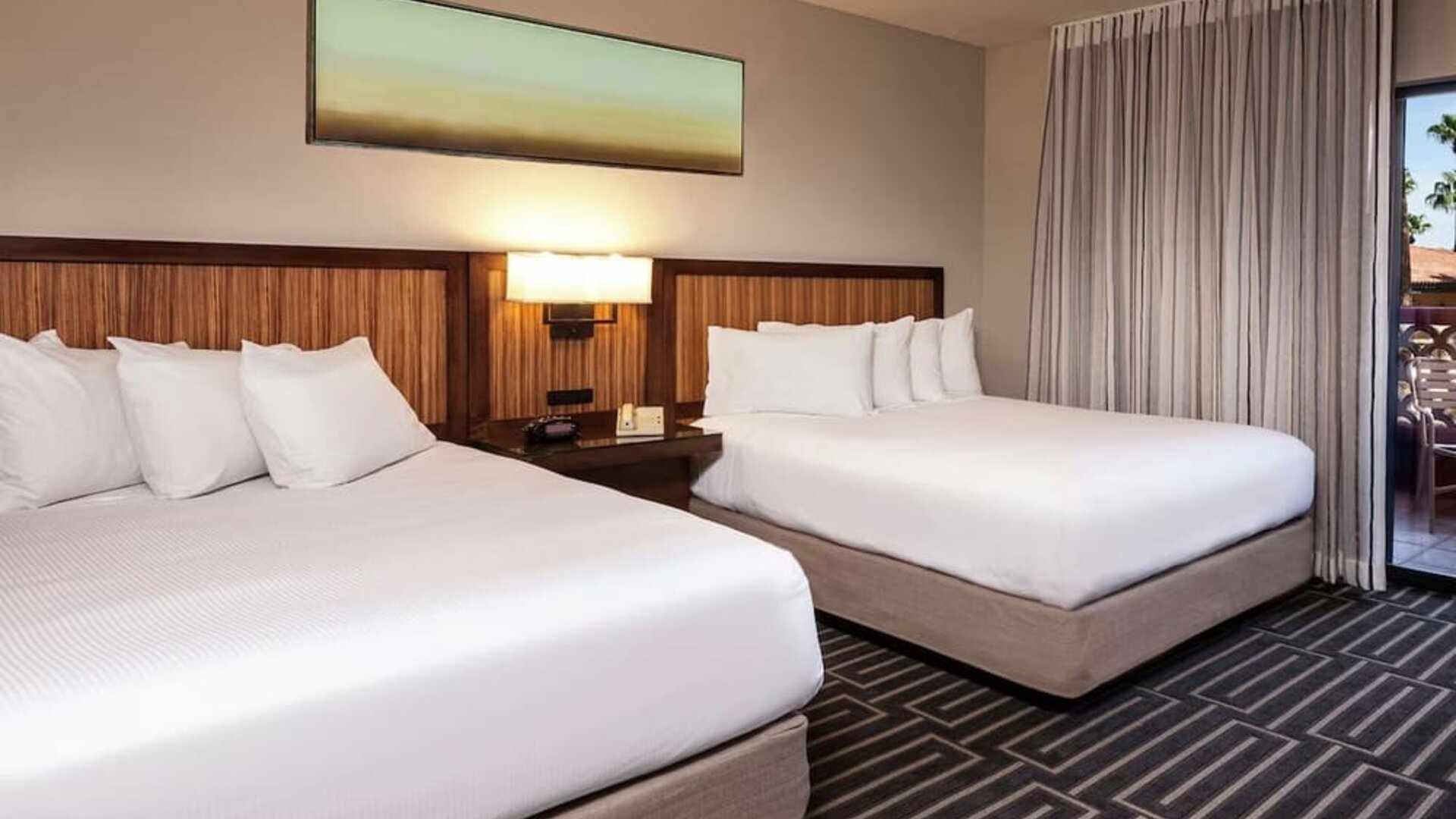 Day use room at Hilton Phoenix Tapatio Cliffs Resort.