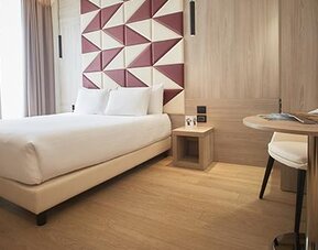 IH Hotels Milano Ambasciatori