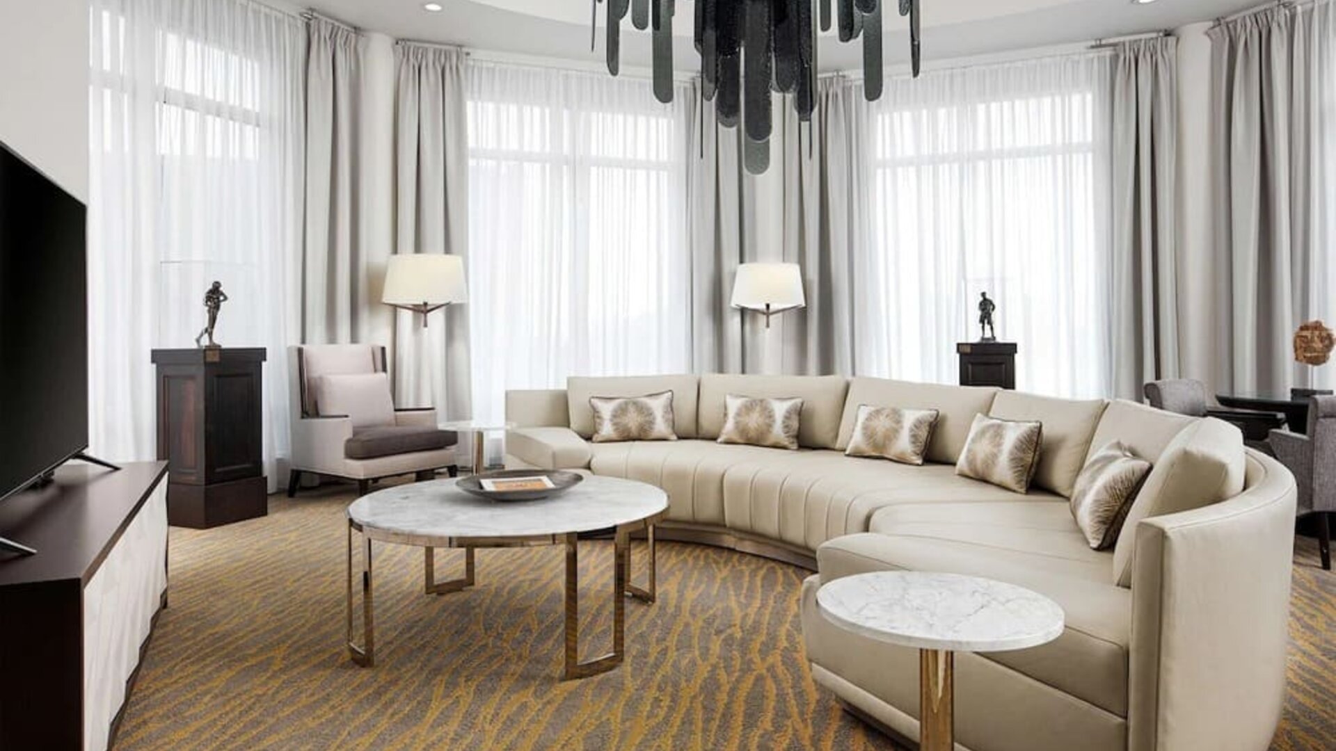 Lounge area at The Inn At Penn, A Hilton Hotel.