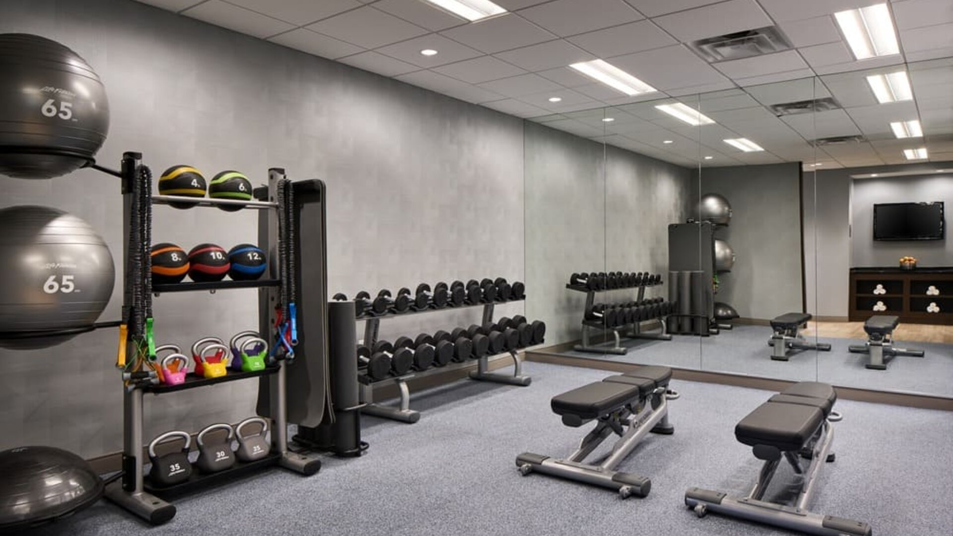 Fitness center at Washington Dulles Marriott Suites.
