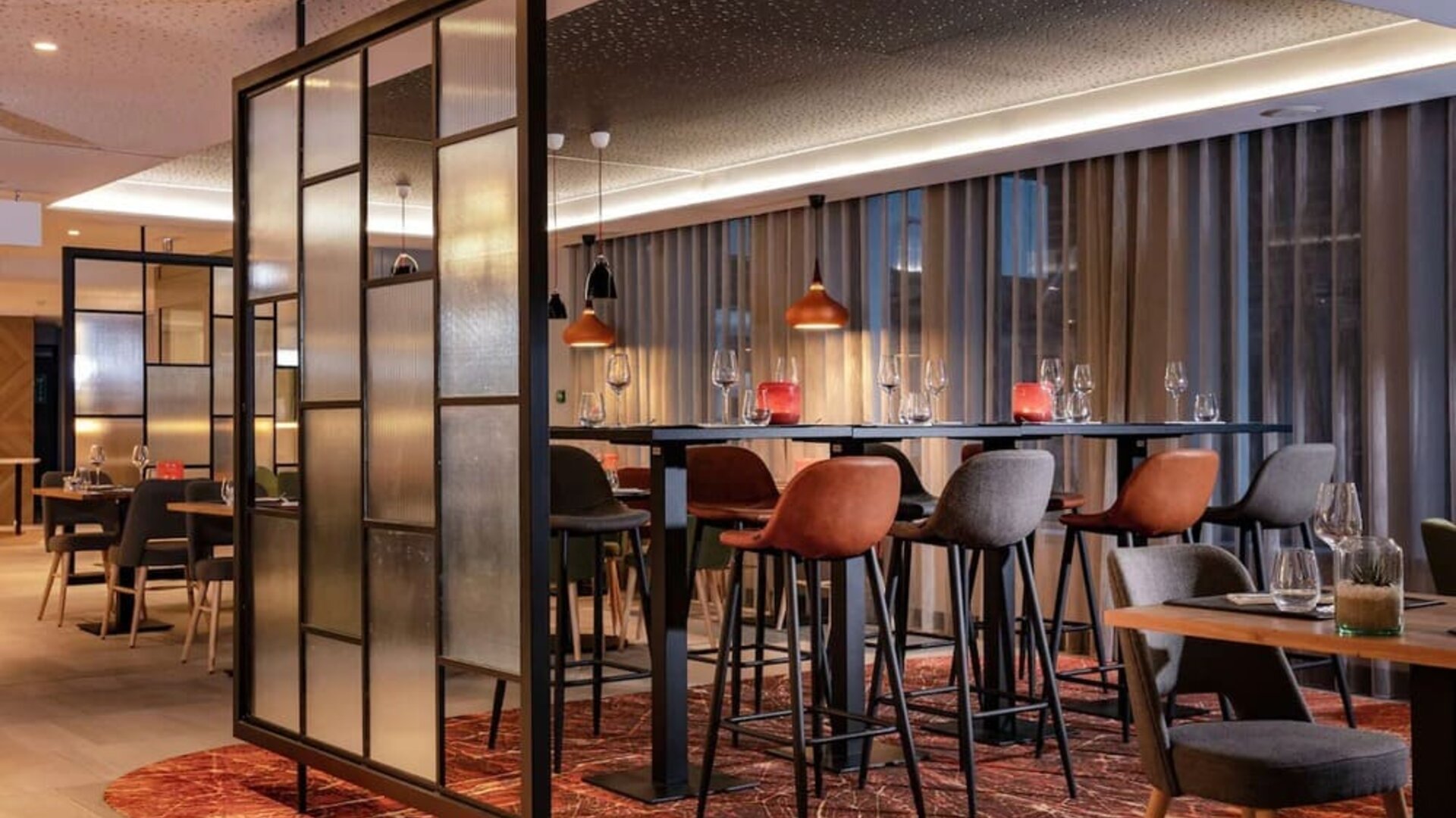 Hotel bar and lounge at Hilton Garden Inn Paris Orly Airport.