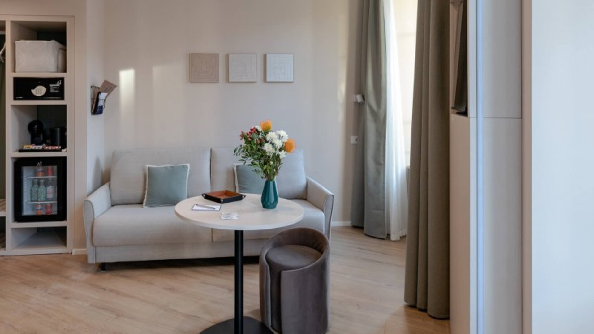 Aiello Hotels - Isola Design District