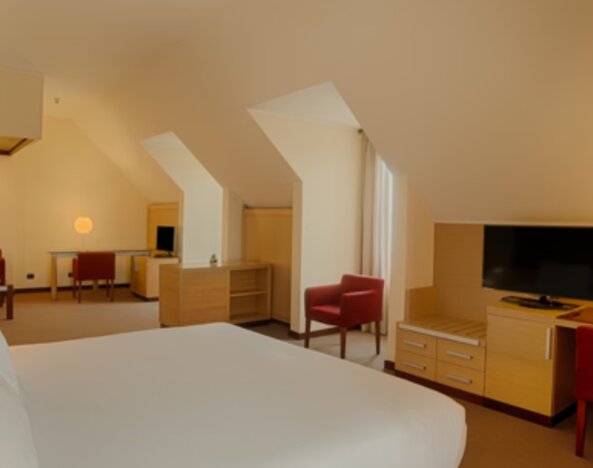 Hotel NH Milano 2