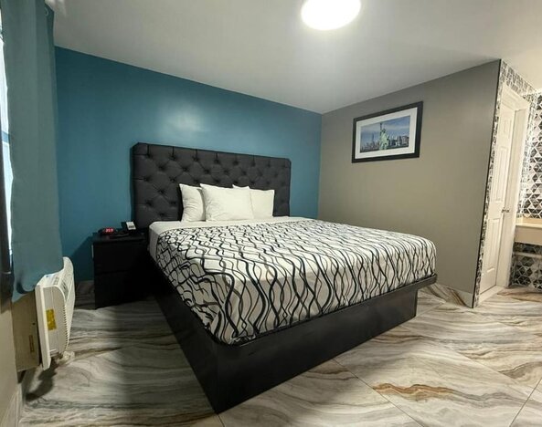 Day use room at Beauty Rest Hotel, Edison.