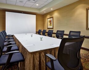 Meeting room at Embassy Suites By Hilton Parsippany.