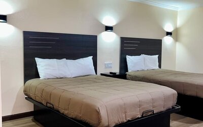 Day use room at Del Aire Inn.