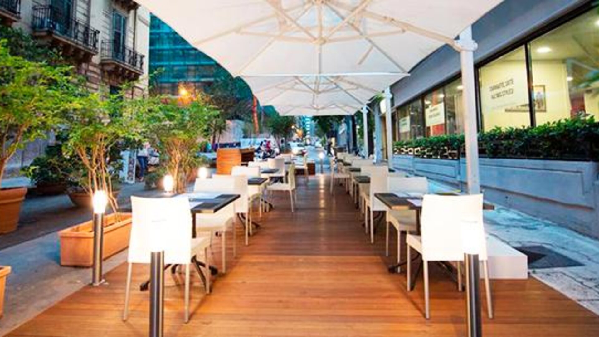 Ibis Styles Palermo Cristal