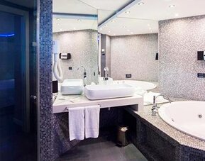 Ibis Styles Palermo Cristal