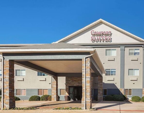 Hotel exterior at Comfort Suites Lewisville.