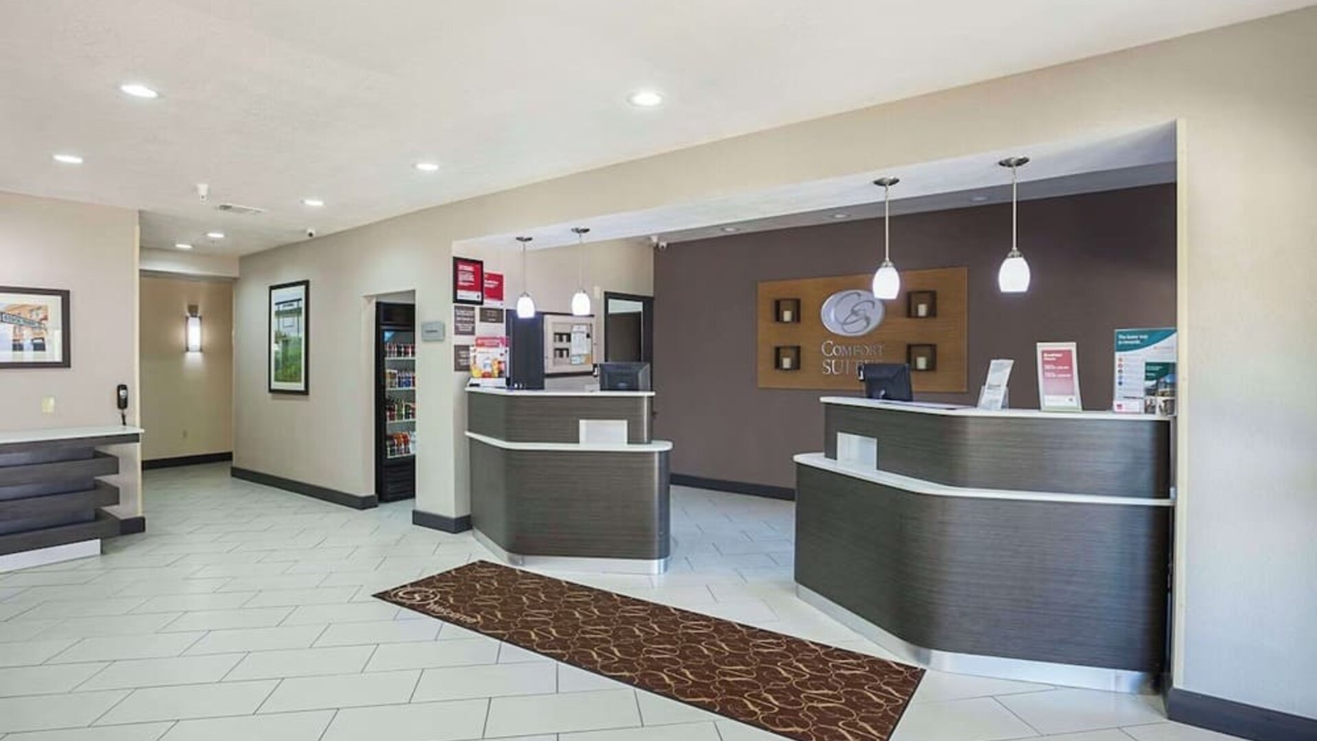 Reception desk at Comfort Suites Lewisville.