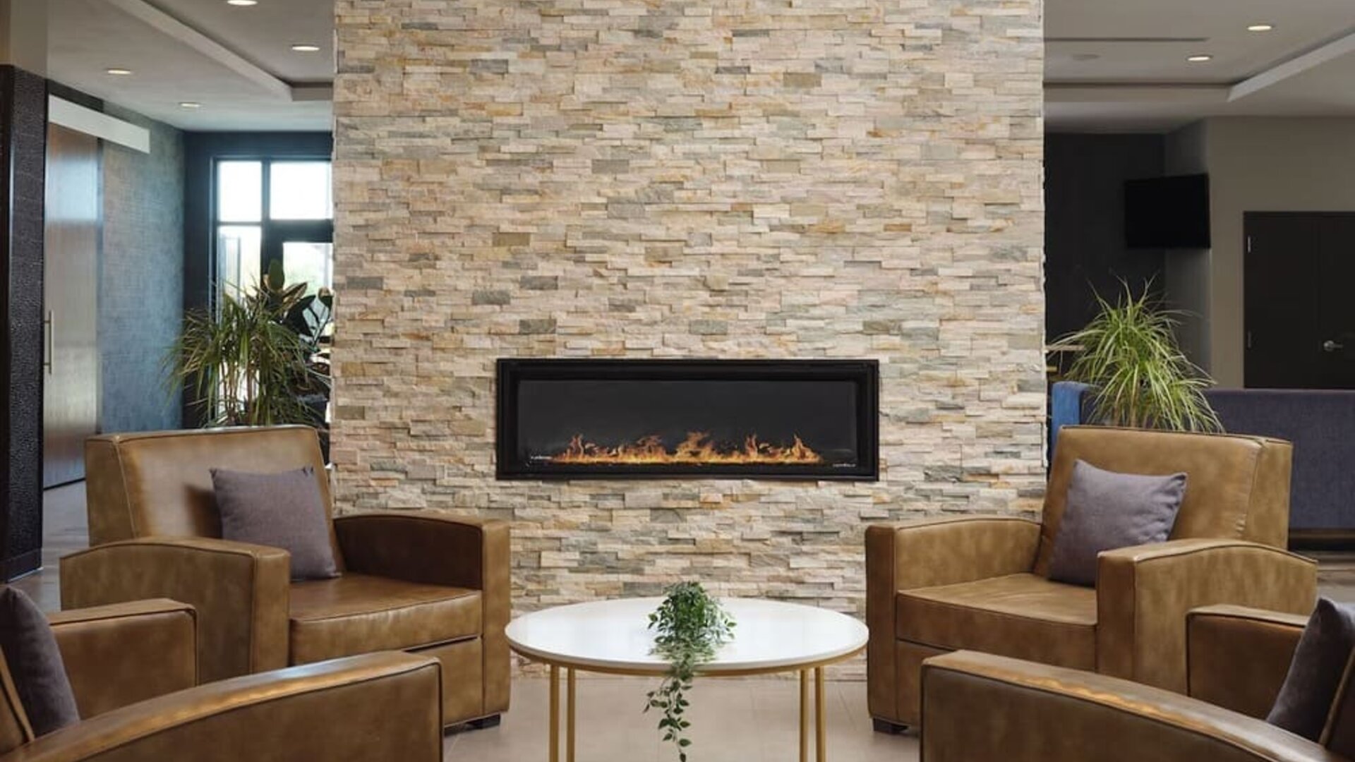 Lobby and lounge at SpringHill Suites By Marriott Milpitas.