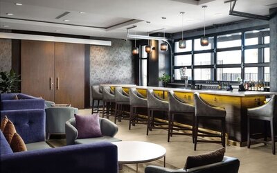 Lobby and lounge at SpringHill Suites By Marriott Milpitas.